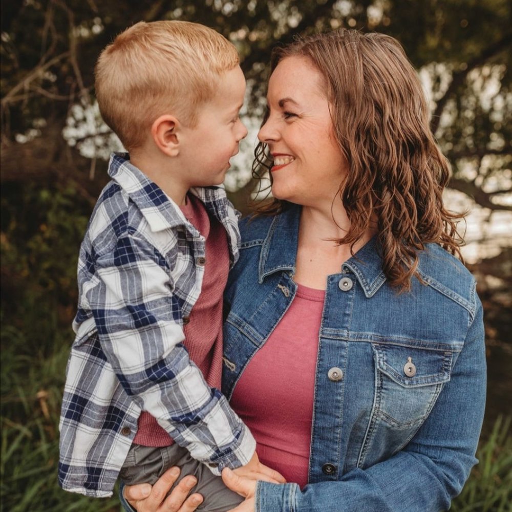 Meet your Posher, Laura